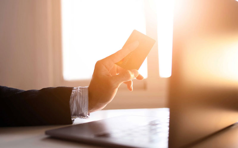 امنیت کارت‌های بانکی در خریدهای آنلاین